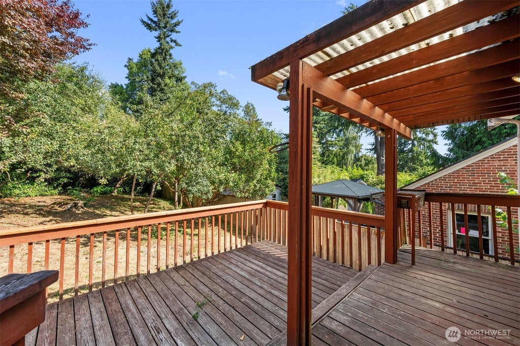 Photo of 1718 NE 88th Street, Seattle, WA 98115 (MLS # 2580125)