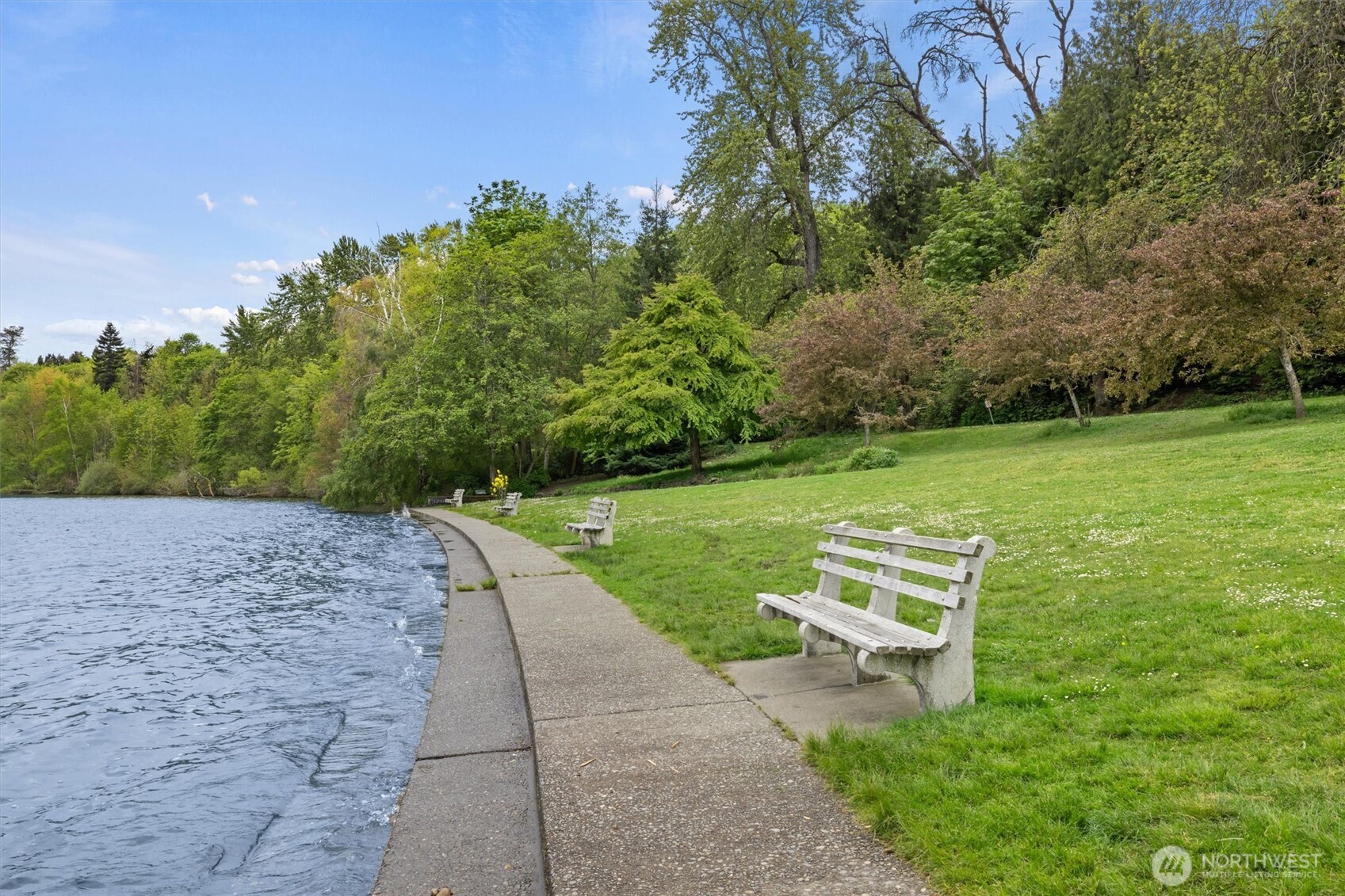 Seattle, Washington 98144, United States, 2 Bedrooms Bedrooms, ,2 BathroomsBathrooms,Residential,Active,122485