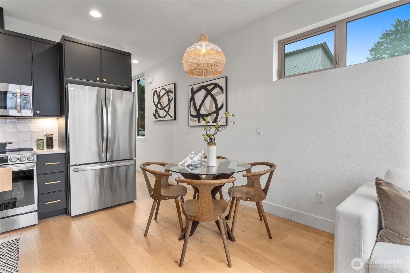 Seattle, Washington 98144, United States, 2 Bedrooms Bedrooms, ,2 BathroomsBathrooms,Residential,Active,122485