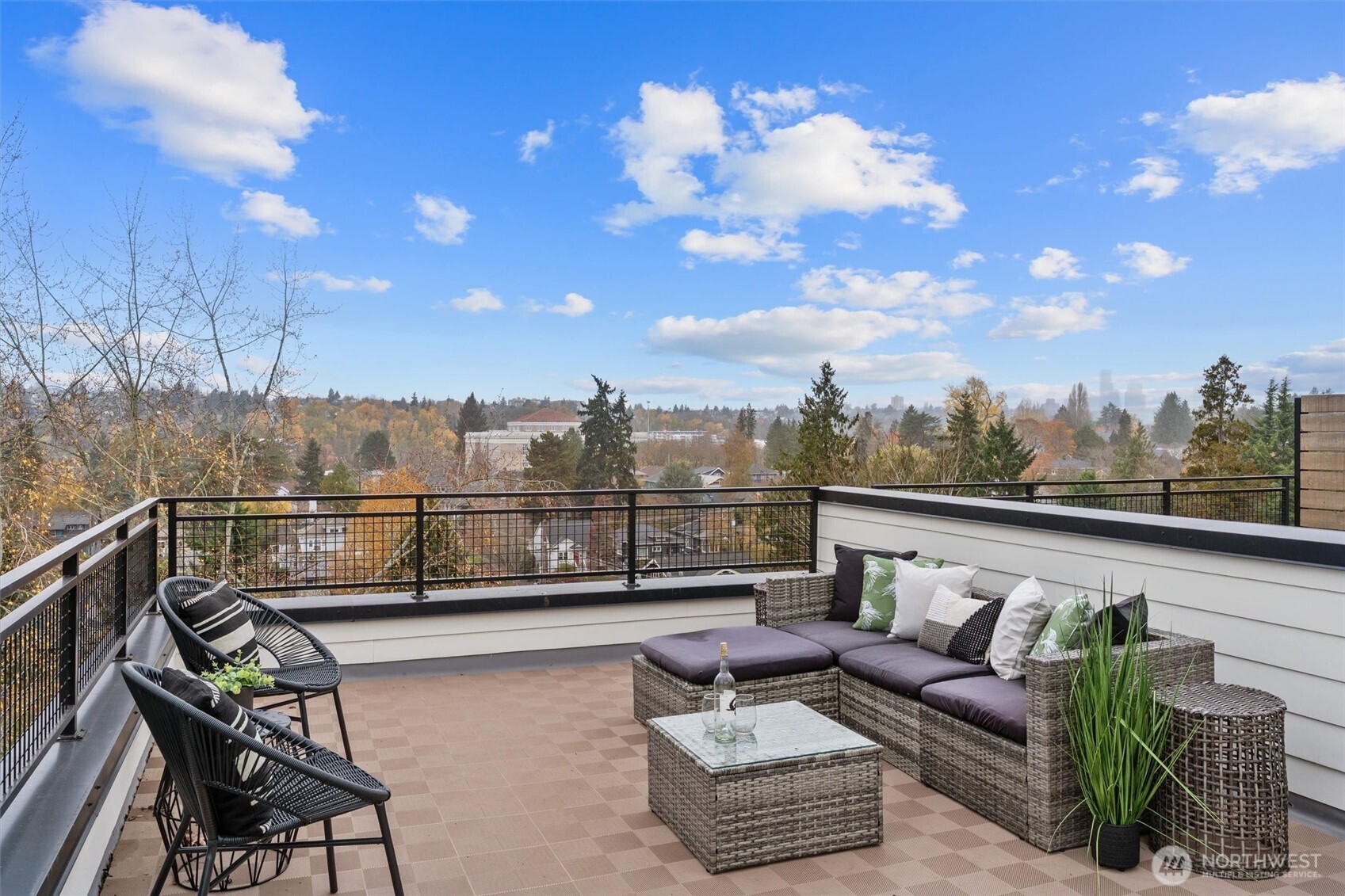 Seattle, Washington 98144, United States, 2 Bedrooms Bedrooms, ,2 BathroomsBathrooms,Residential,Active,122485