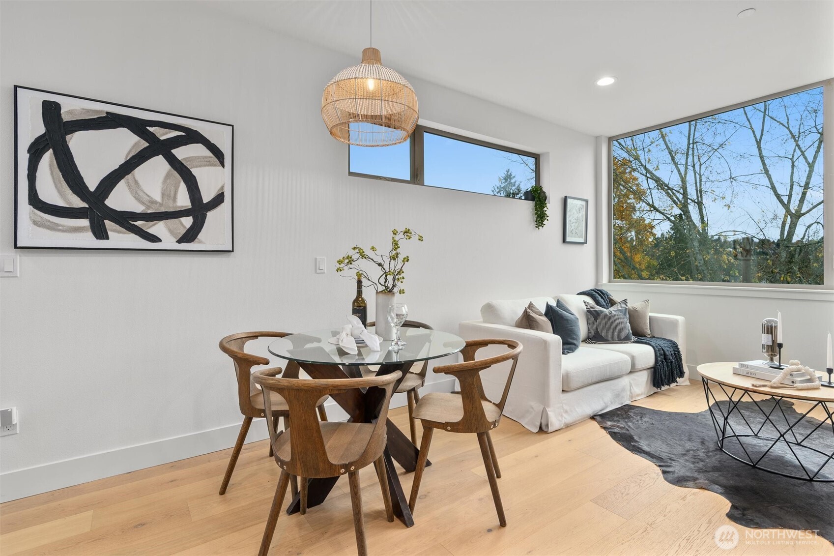 Seattle, Washington 98144, United States, 2 Bedrooms Bedrooms, ,2 BathroomsBathrooms,Residential,Active,122485