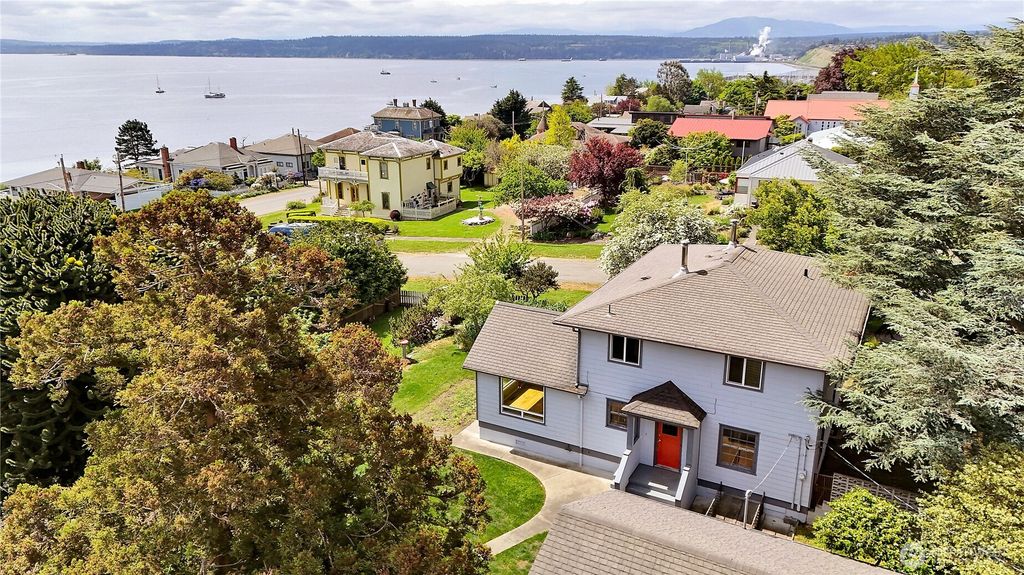 Photo of 340 Pierce Street, Port Townsend, WA 98368 (MLS # 2521519)