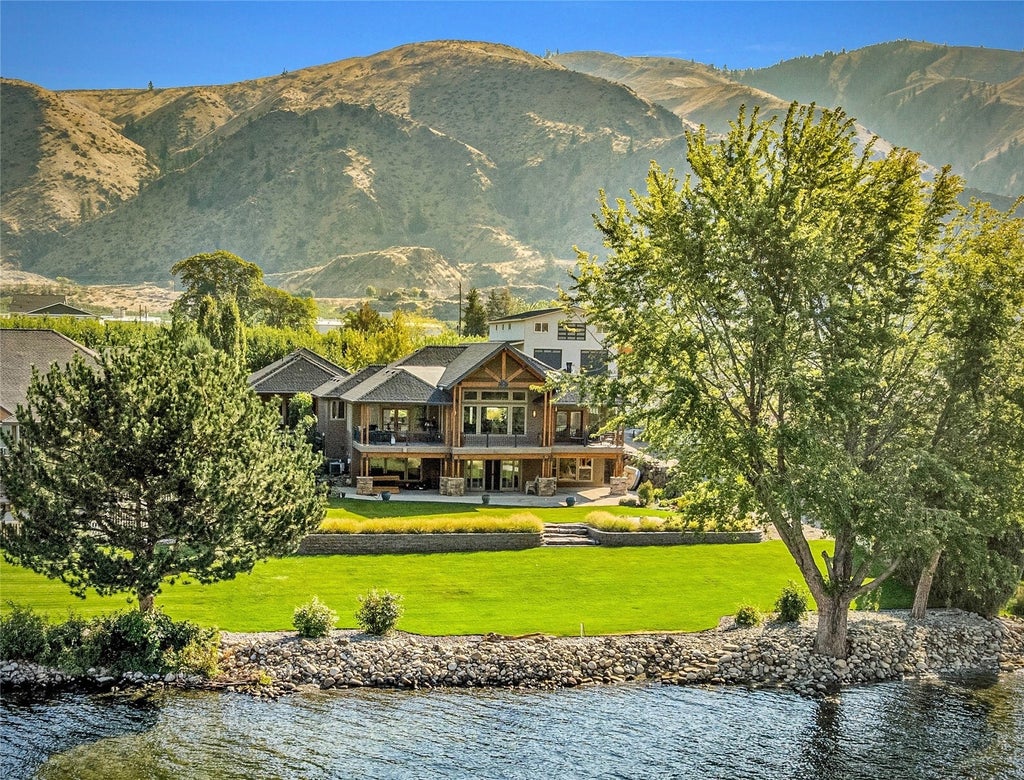 Photo of 21 KYM's Way, Orondo, WA 98843 (MLS # 2597309)