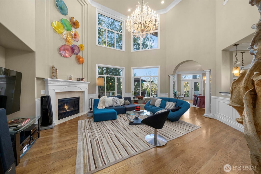 Photo of 5325 145th Place SE, Bellevue, WA 98006 (MLS # 2565772)