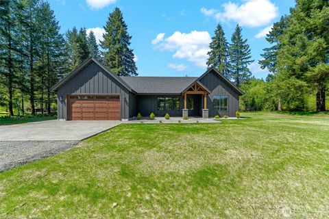 Photo of 130 Gassman Road, Castle Rock, WA 98611 (MLS # 2516116)