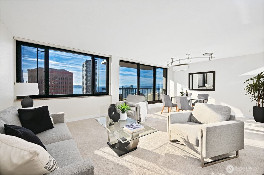 Photo of 2100 3rd Avenue #1502, Seattle, WA 98121 (MLS # 2470947)