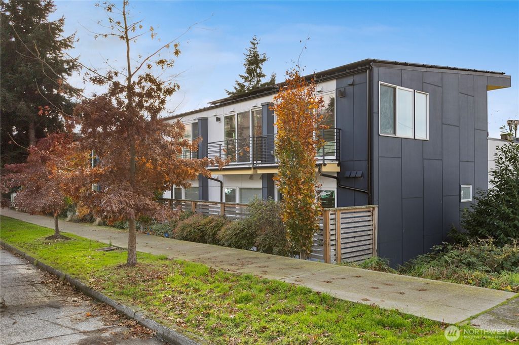 Photo of 2273 14th Avenue W, Seattle, WA 98119 (MLS # 2481797)