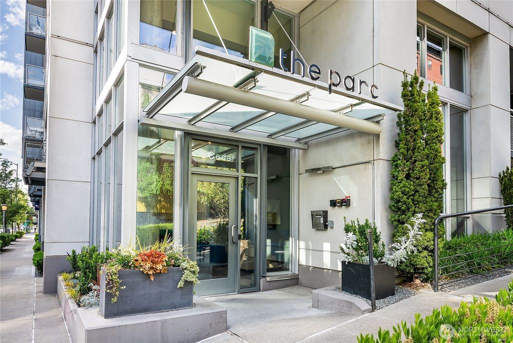 Photo of 76 Cedar Street #510, Seattle, WA 98121 (MLS # 2373426)