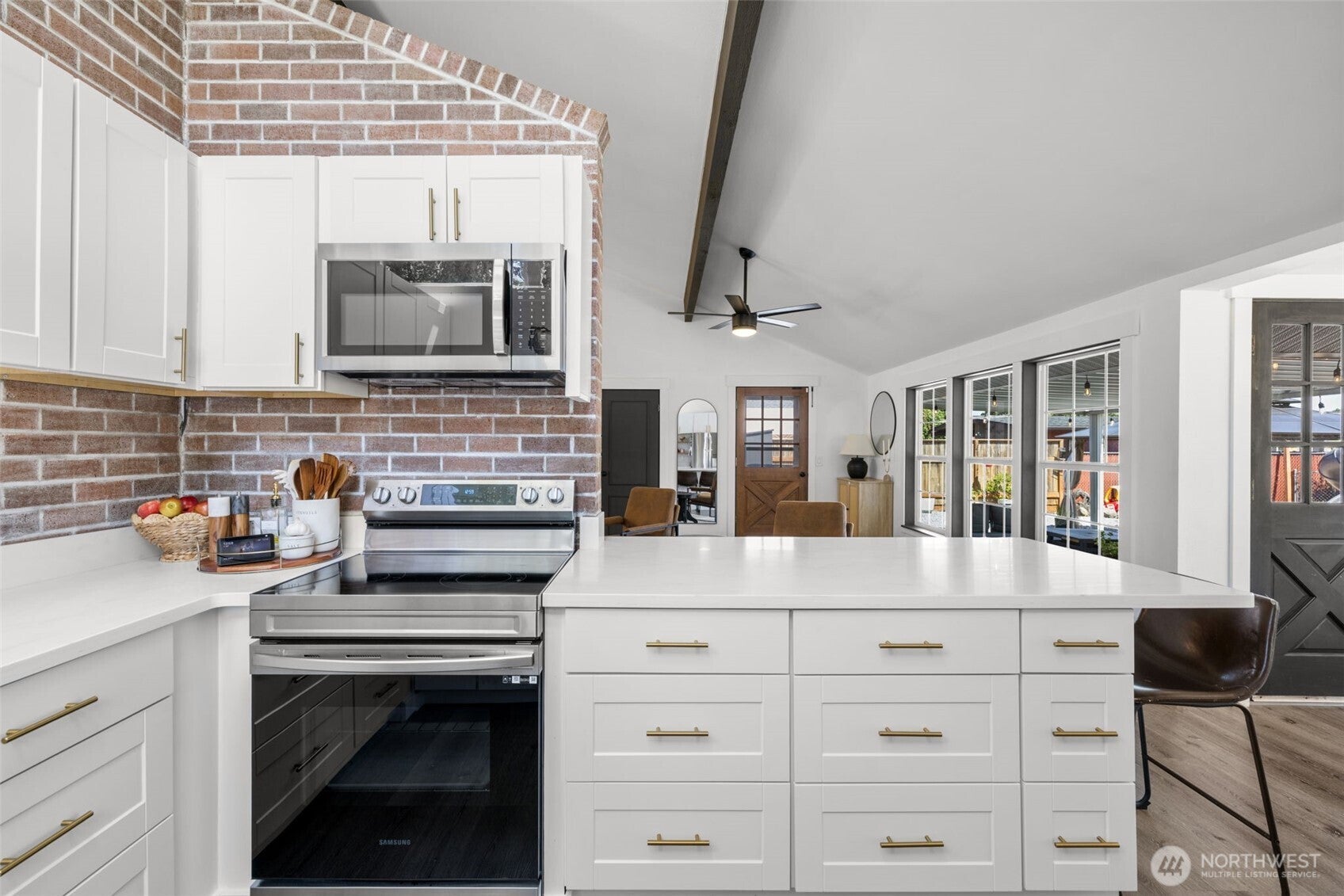 284 S 2nd Street
