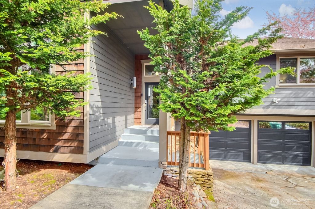 Photo of 29416 59th Avenue S, Auburn, WA 98001 (MLS # 2494004)