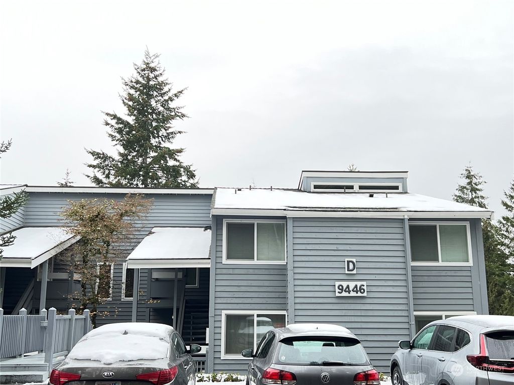 Photo of 9446 Redmond-Woodinville Road NE #D-124, Redmond, WA 98052 (MLS # 2021330)