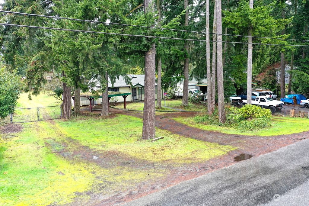 Photo of 18049 1st Avenue NE, Shoreline, WA 98155 (MLS # 2053493)