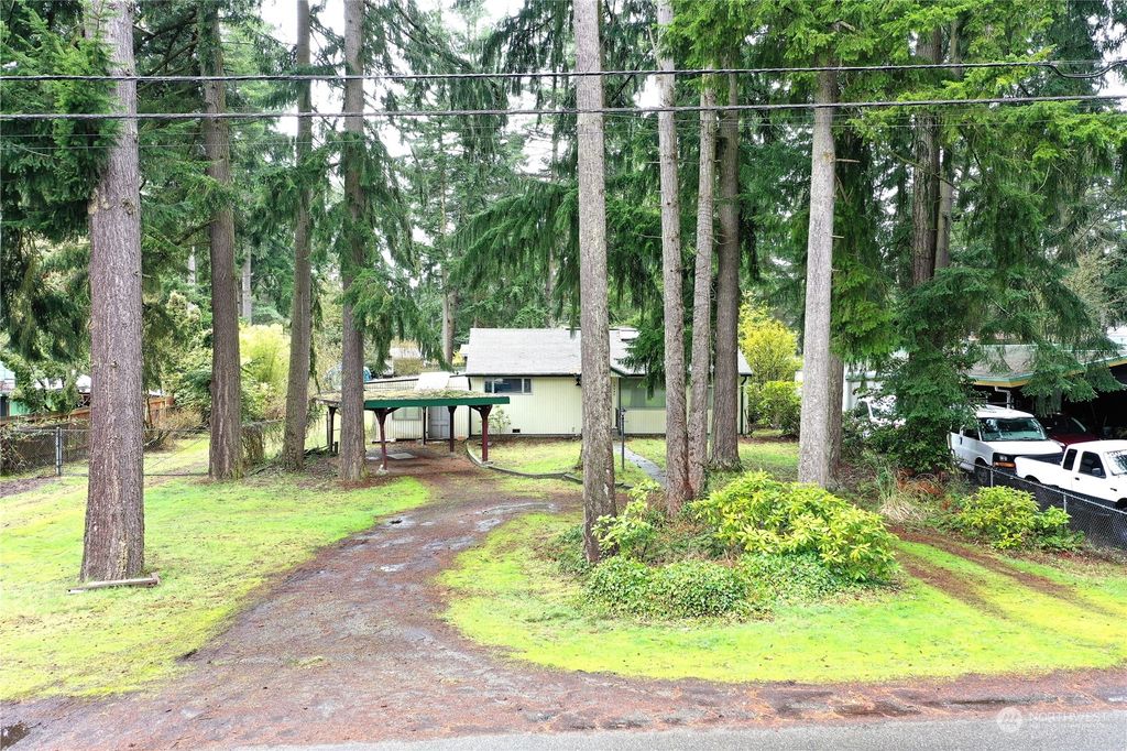 Photo of 18049 1st Avenue NE, Shoreline, WA 98155 (MLS # 2053493)