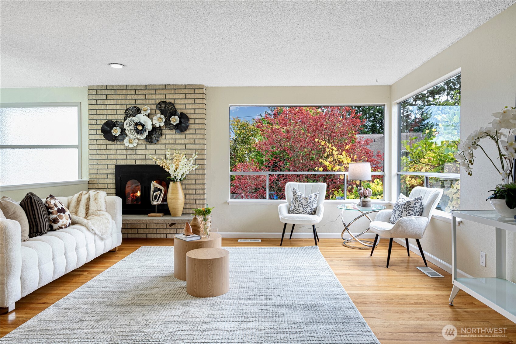 16515 N Linden Ave N