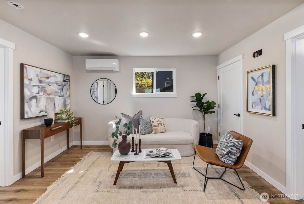 Photo of 3425 Bell Avenue, Everett, WA 98201 (MLS # 2506236)