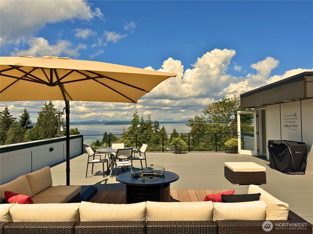 Photo of 9312 45th Avenue SW, Seattle, WA 98136 (MLS # 2411461)