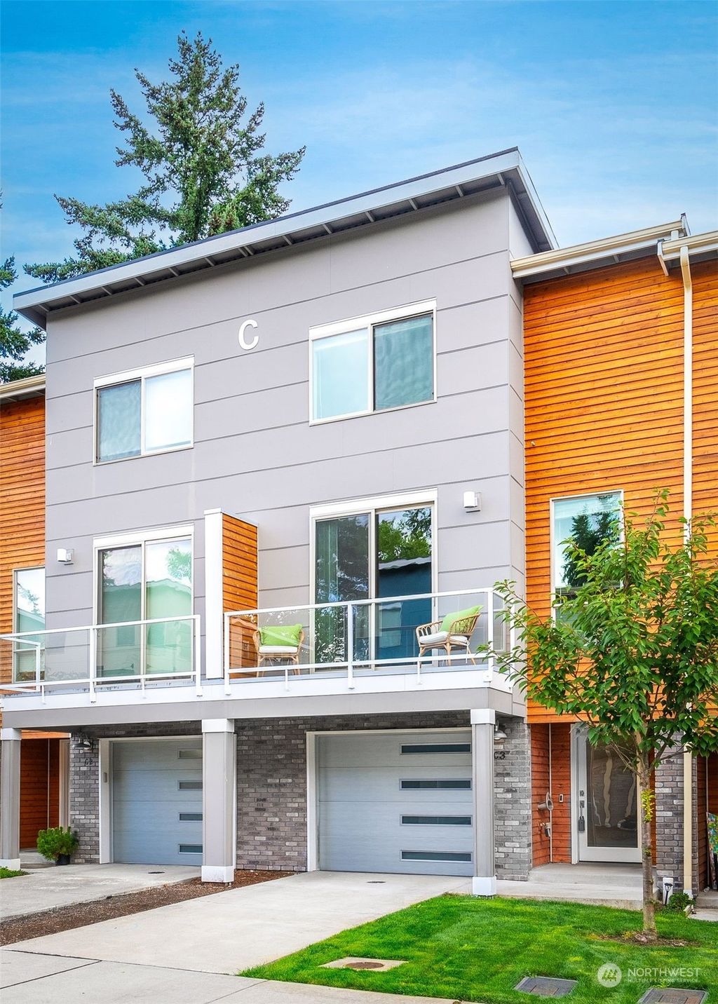 Photo of 7628 222nd Street SW #C3, Edmonds, WA 98026 (MLS # 2149469)
