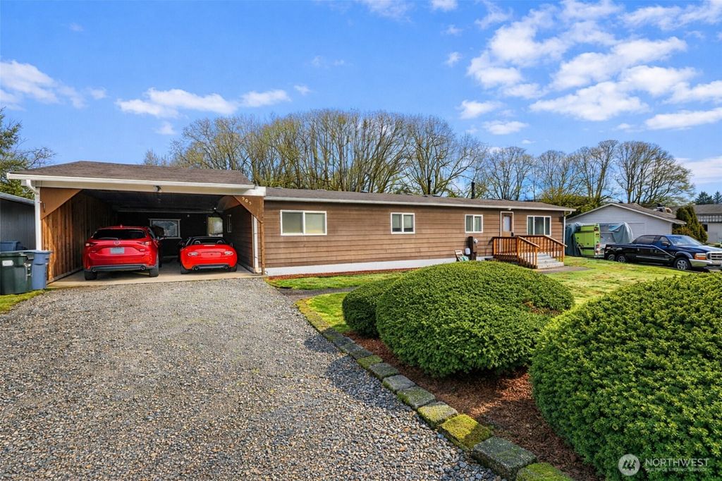 Photo of 505 203rd Street Ct E, Spanaway, WA 98387 (MLS # 2468394)