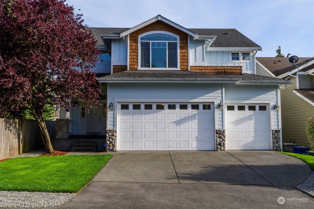 Photo of 1111 N 31st Street, Renton, WA 98056 (MLS # 2245608)