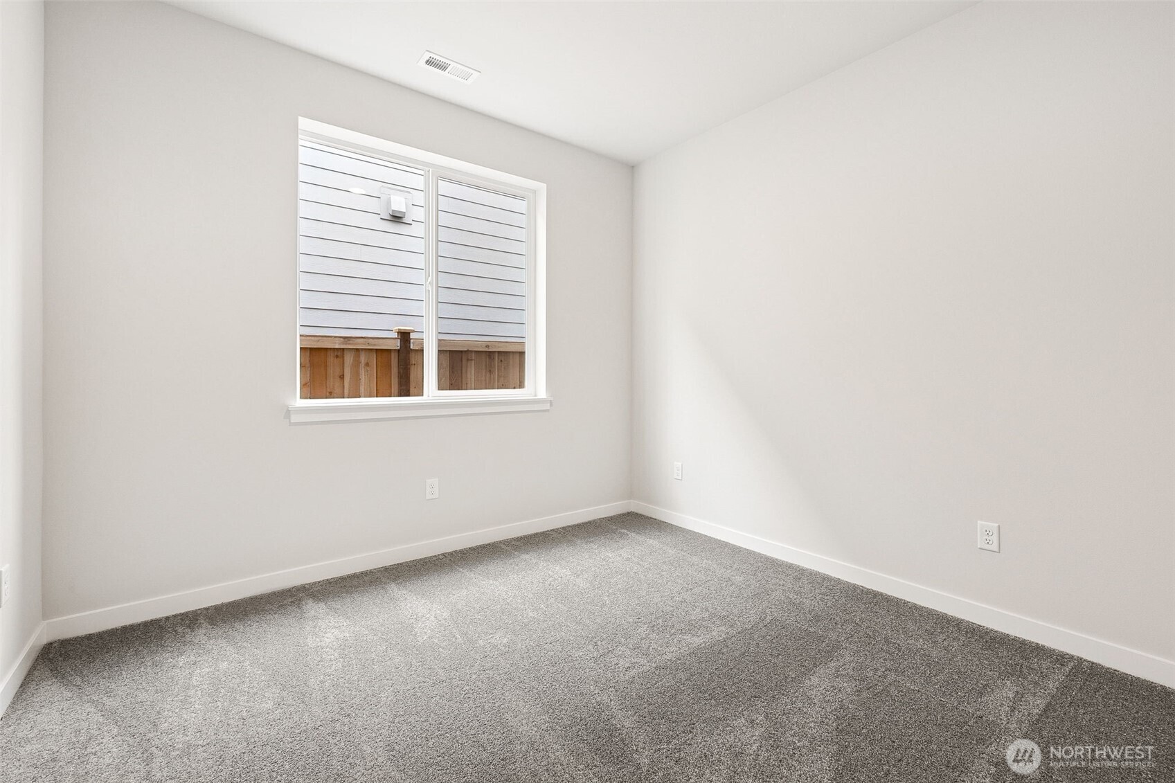 8804 162th (lot 6) Street E