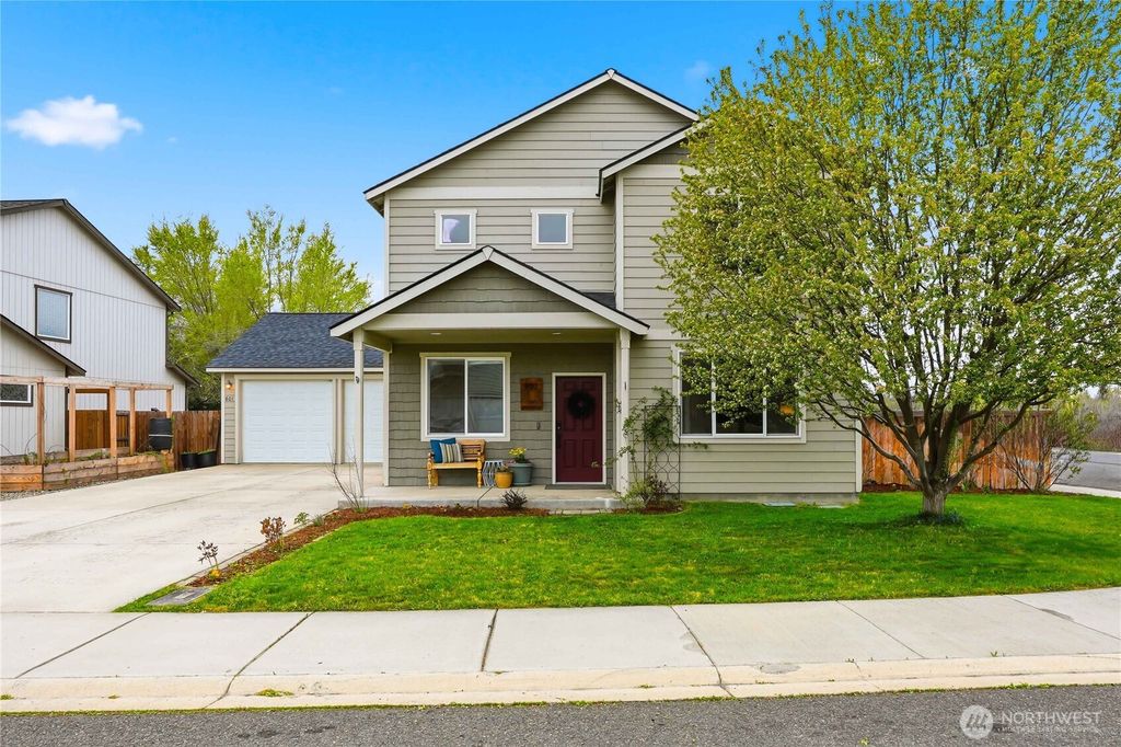 Photo of 601 S Magnolia Street, Ellensburg, WA 98926 (MLS # 2509090)