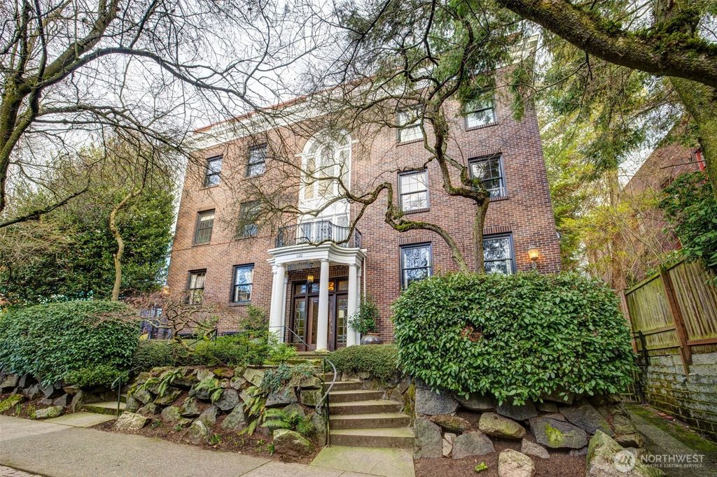 Photo of 1120 17th Avenue #204, Seattle, WA 98122 (MLS # 2481139)