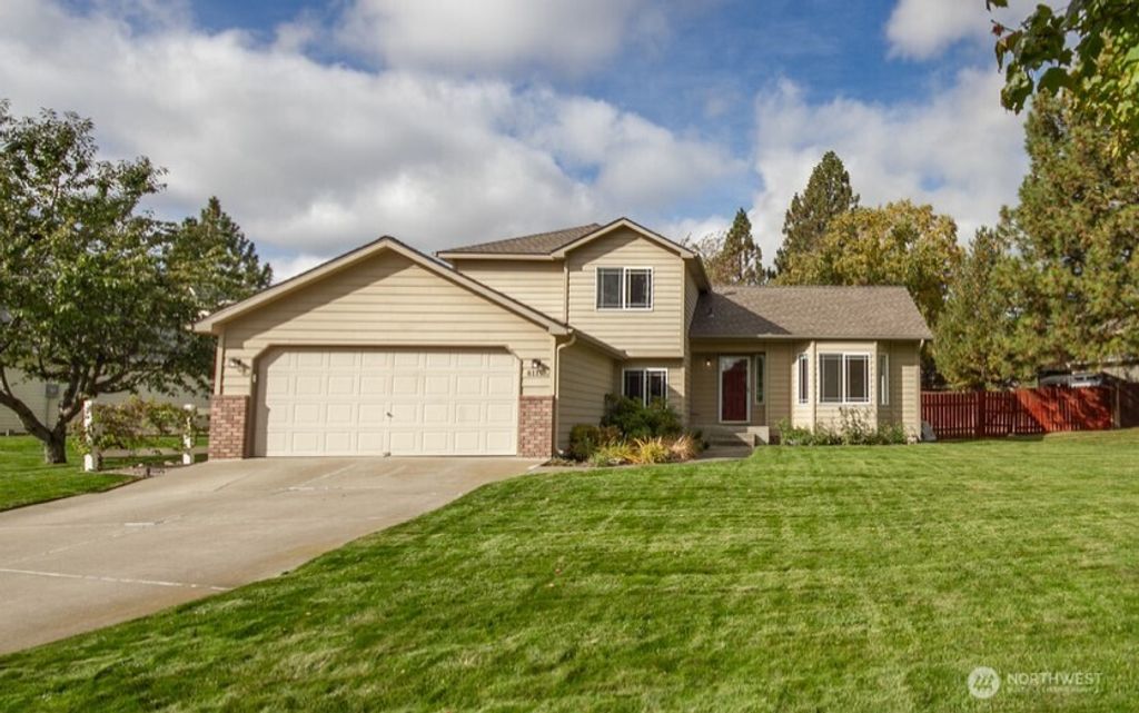 Photo of 8115 E Sommerset Drive, Spokane, WA 99212 (MLS # 2447909)