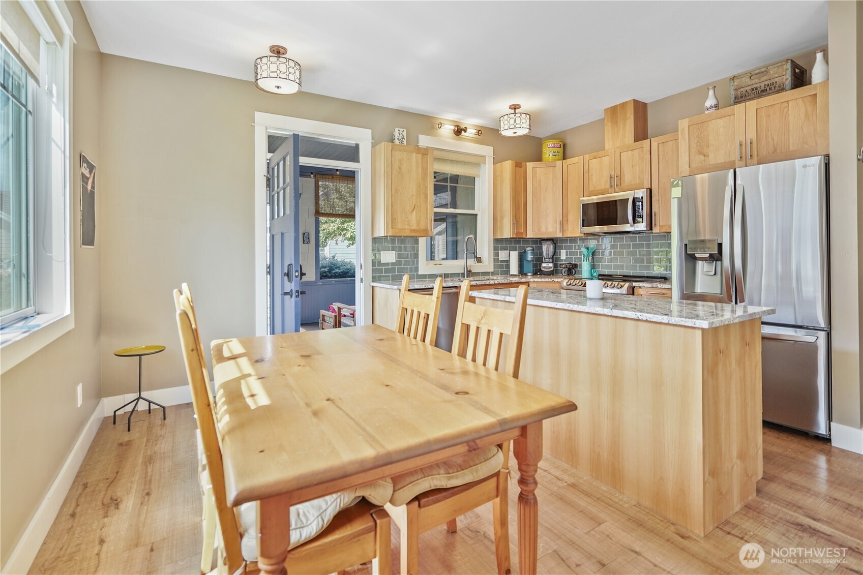 Oroville, Washington 98844, United States, 1 Bedroom Bedrooms, ,1 BathroomBathrooms,Residential,Active,136523