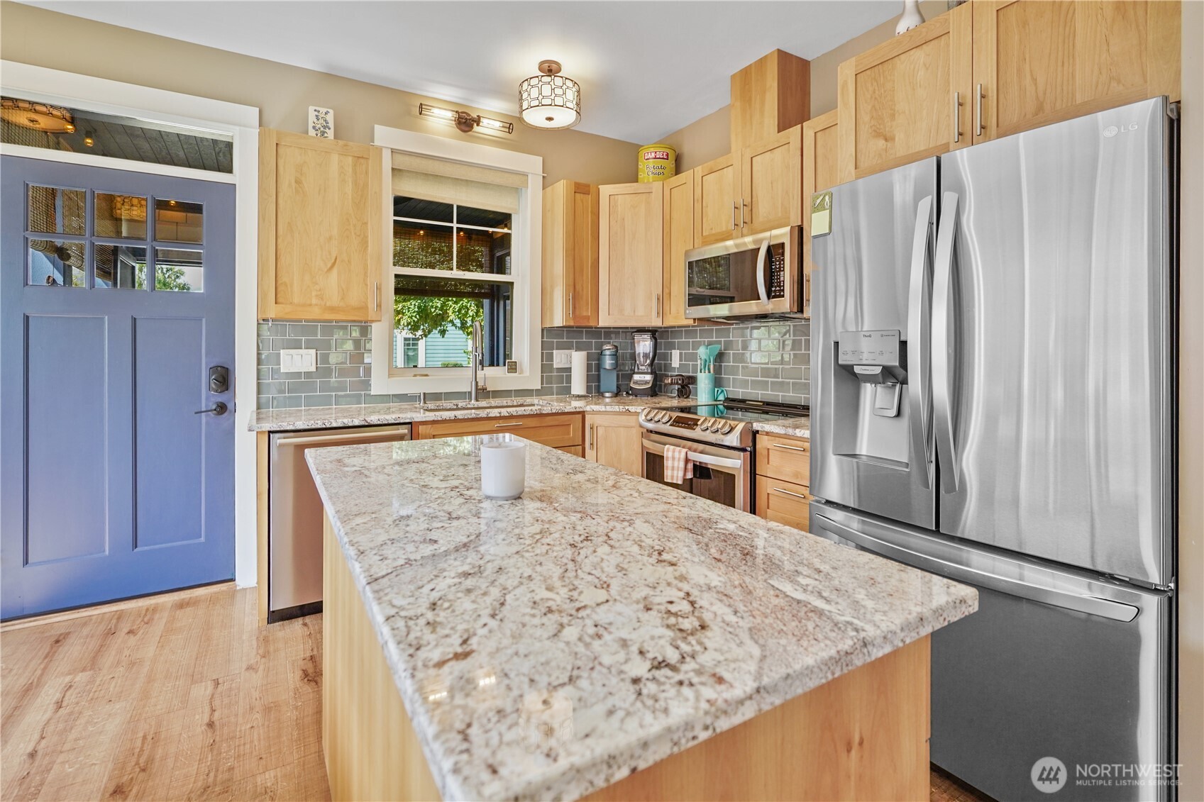 Oroville, Washington 98844, United States, 1 Bedroom Bedrooms, ,1 BathroomBathrooms,Residential,Active,136523