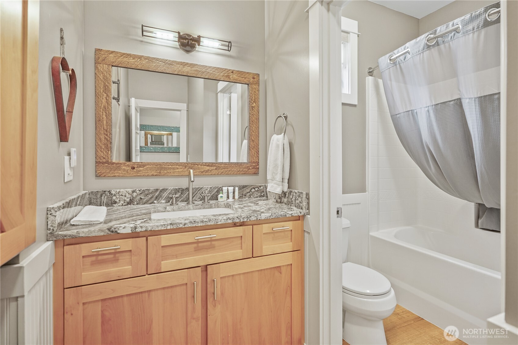 Oroville, Washington 98844, United States, 1 Bedroom Bedrooms, ,1 BathroomBathrooms,Residential,Active,136523