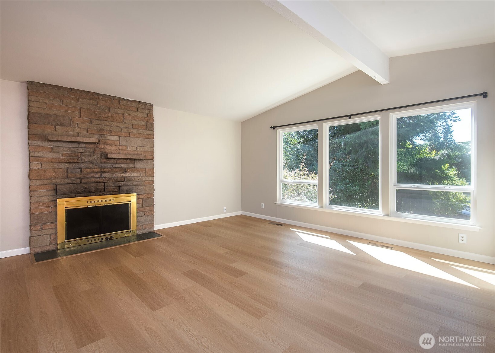 142 NE 159th Street