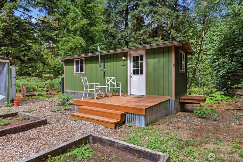 53011 Sky Loop Road