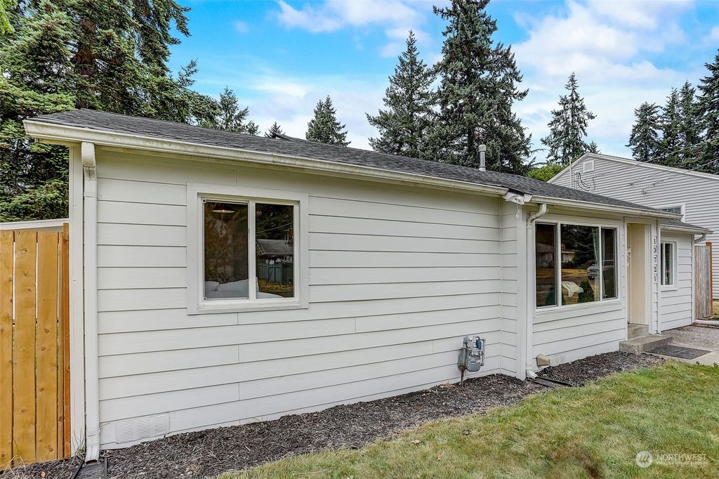 Photo of 13721 Ashworth Avenue N, Seattle, WA 98133 (MLS # 2140691)