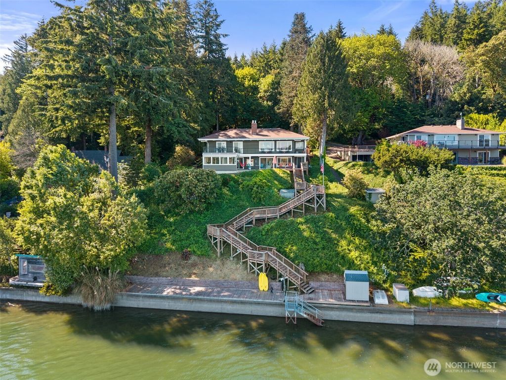 Photo of 3440 Madrona Beach Road NW, Olympia, WA 98502 (MLS # 2531334)