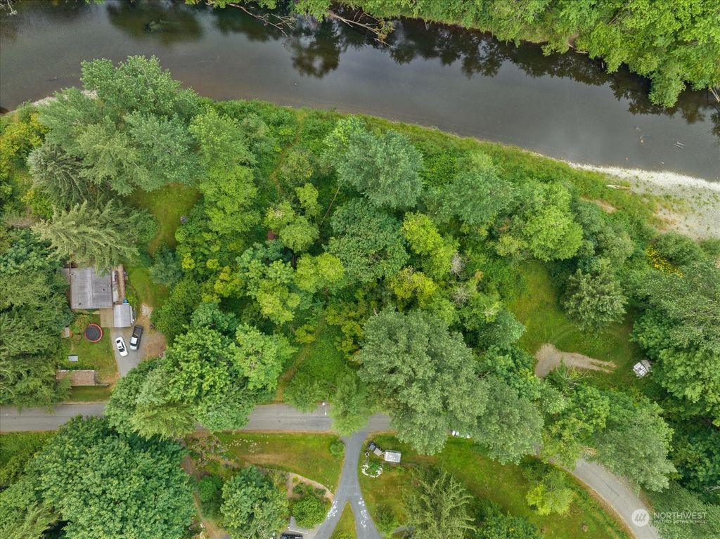 Photo of 10033 416th Avenue SE, North Bend, WA 98045 (MLS # 2172363)