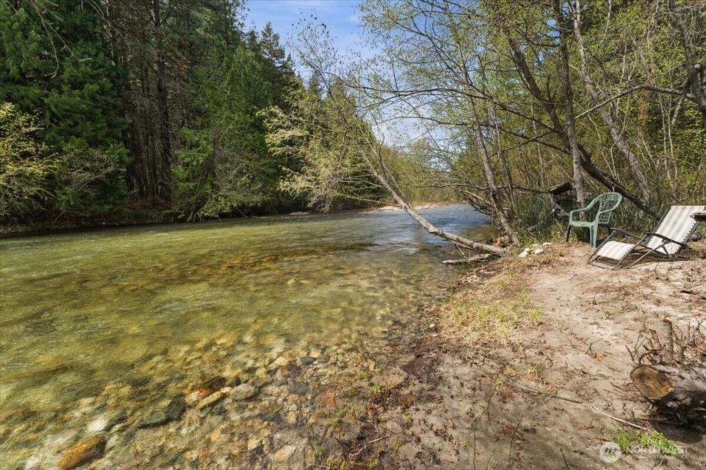 Photo of 17310 Jenne Drive, Entiat, WA 98822 (MLS # 2512177)