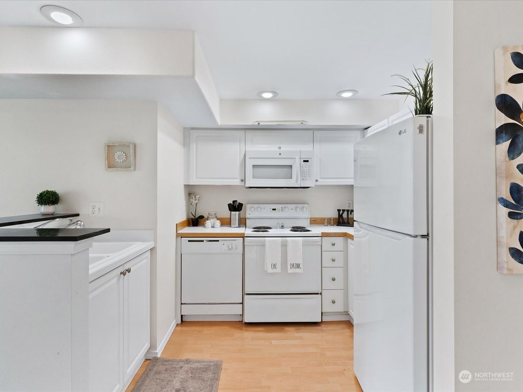 Photo of 3318 30th Avenue SW #B303, Seattle, WA 98126 (MLS # 2066548)