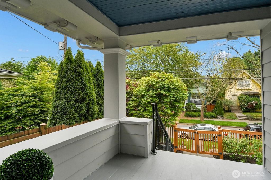 Photo of 1121 27th Avenue, Seattle, WA 98122 (MLS # 2517802)