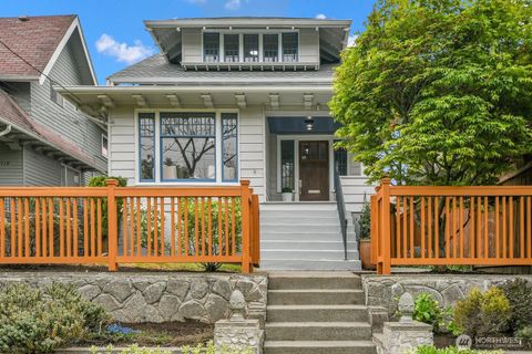 Photo of 1121 27th Avenue, Seattle, WA 98122 (MLS # 2517802)