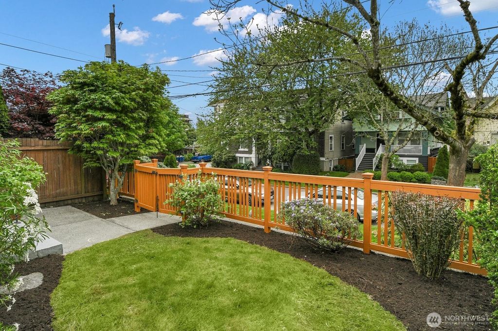 Photo of 1121 27th Avenue, Seattle, WA 98122 (MLS # 2517802)