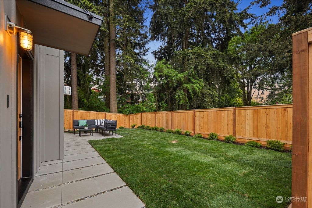 Photo of 825 NE 96th Street, Seattle, WA 98115 (MLS # 2245398)