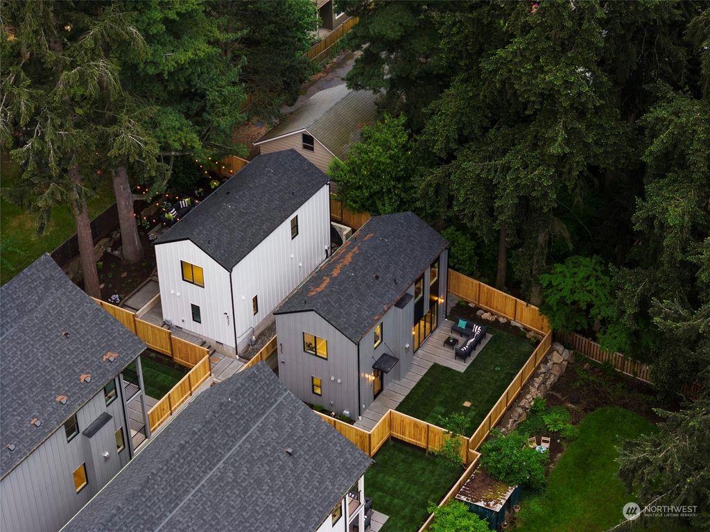 Photo of 825 NE 96th Street, Seattle, WA 98115 (MLS # 2245398)