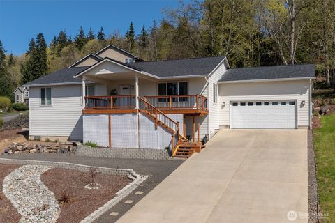 Photo of 9 Curtis Ln, Longview, WA 98632 (MLS # 2504183)