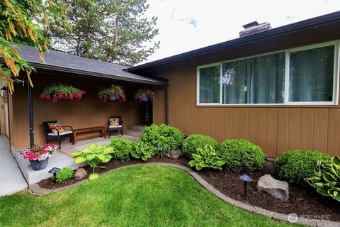 Photo of 19 McKay Place, Walla Walla, WA 99362 (MLS # 2379050)