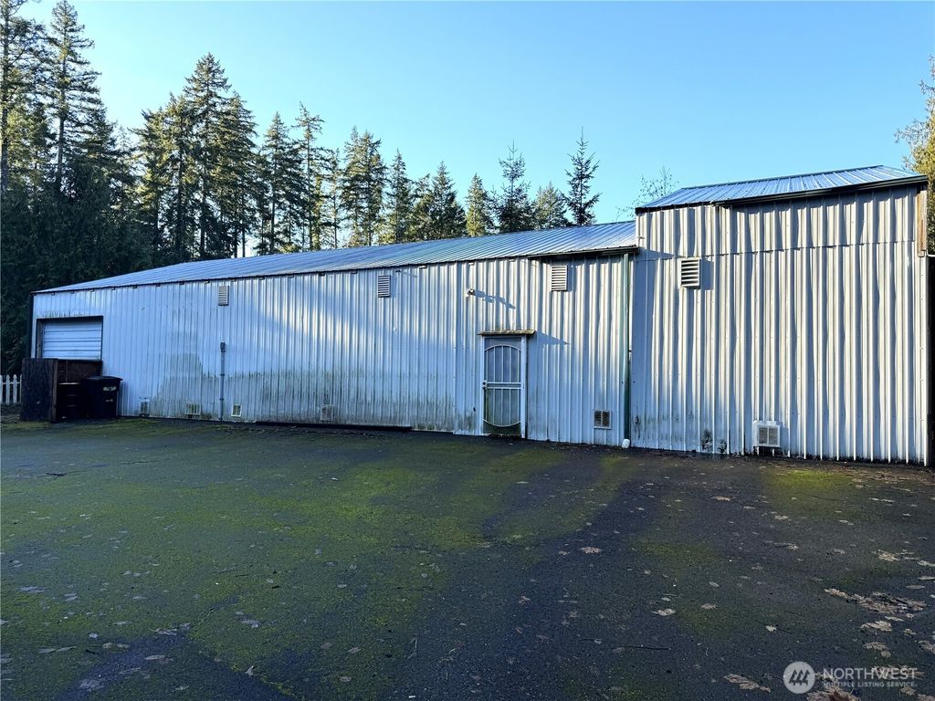 Photo of 2070 W Cloquallum Road, Shelton, WA 98584 (MLS # 2469345)
