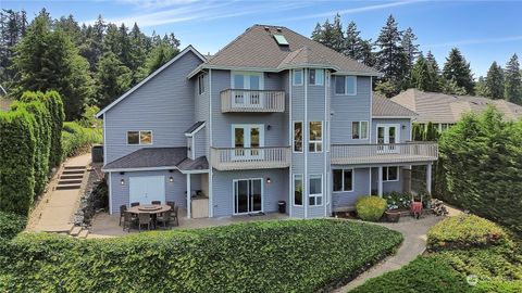 A home in Lake Tapps