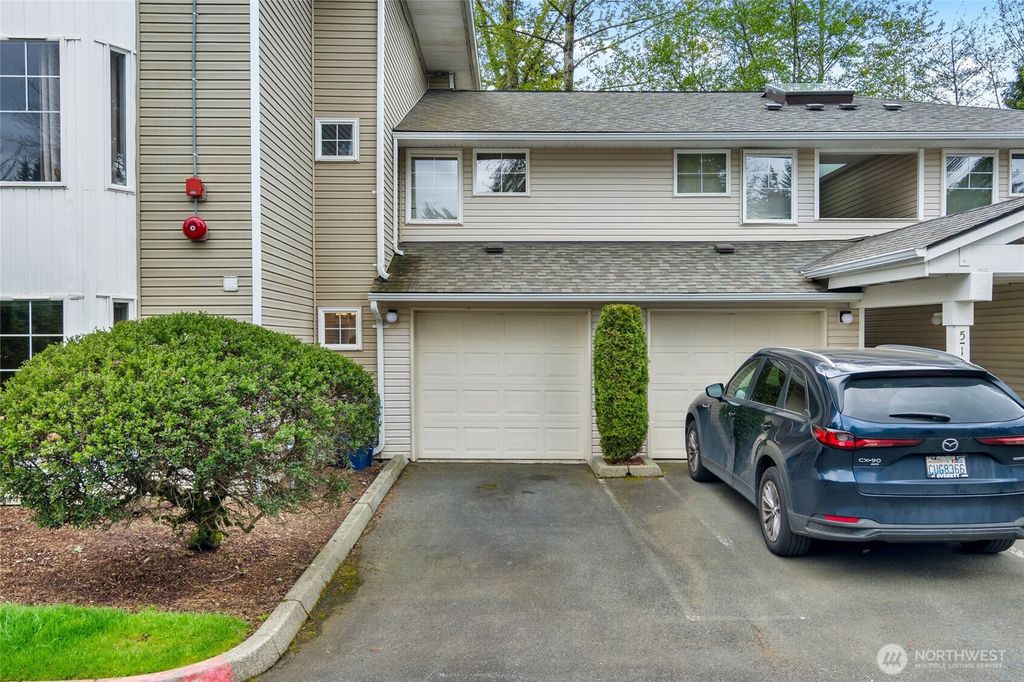 Photo of 2001 120th Place SE #5-104, Everett, WA 98208 (MLS # 2511201)