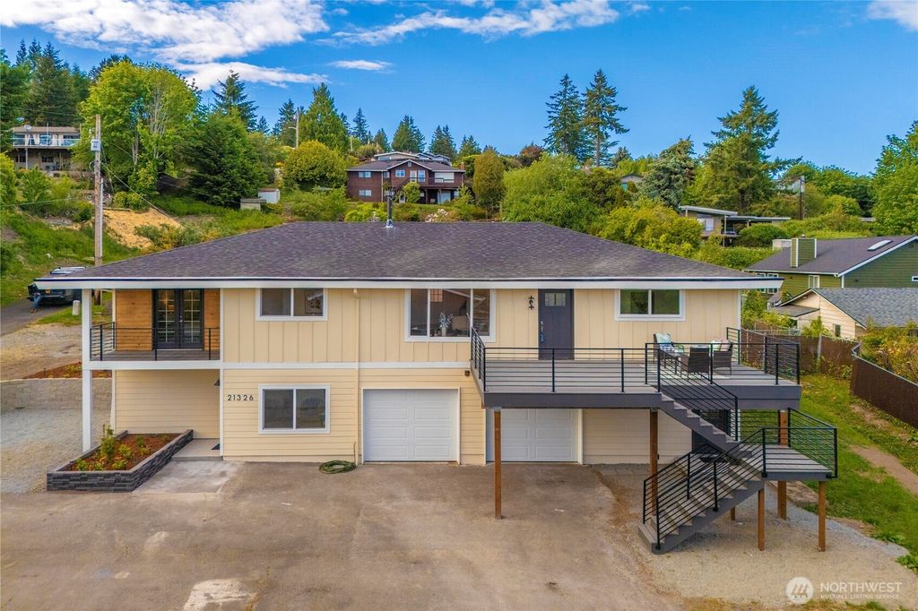 Photo of 21326 5th Avenue S, Des Moines, WA 98198 (MLS # 2387761)