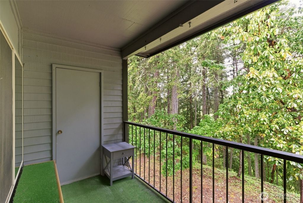 Photo of 8611 Zircon Drive SW #F5, Lakewood, WA 98498 (MLS # 2526108)