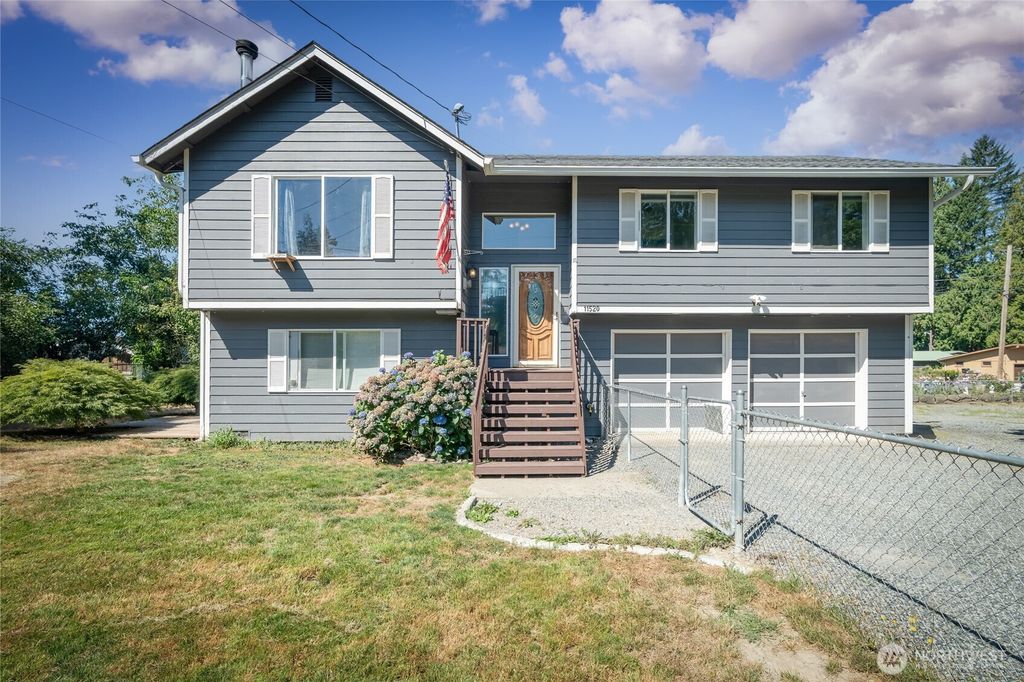 Photo of 11520 181st Drive NE, Granite Falls, WA 98252 (MLS # 2419019)
